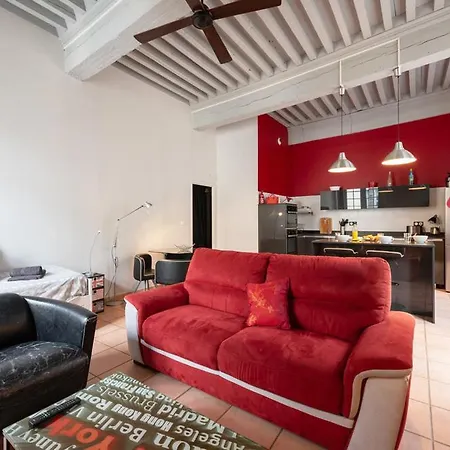 Emplacement N°1 Tres Bel Spacieux Apartman